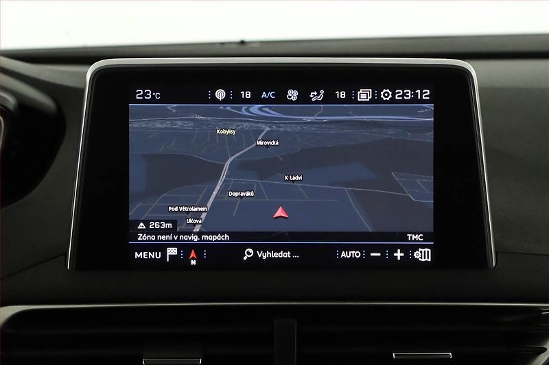Peugeot 5008 (2019) 1.5 BlueHDi, 7 míst - fotka 10 z 21