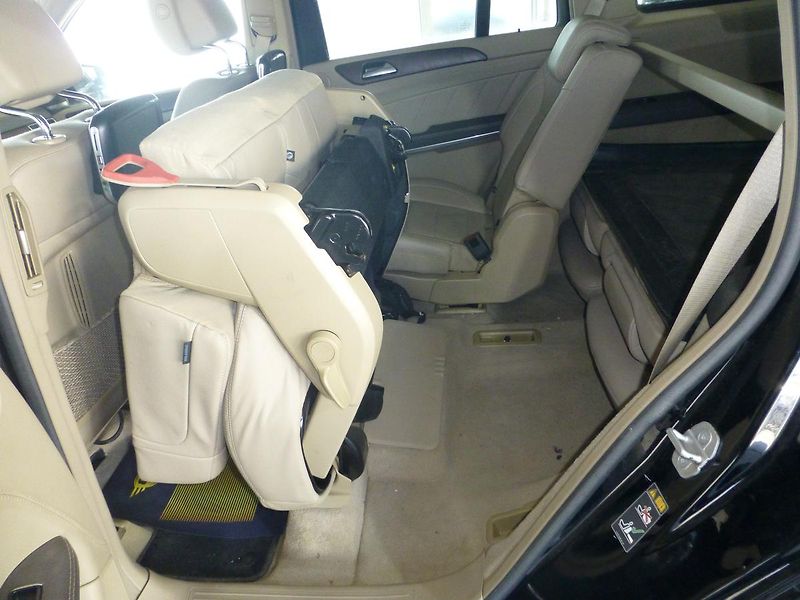 Mercedes-Benz GL (2014) 500-320KW*XENONY**7MÍST - fotka 19 z 33