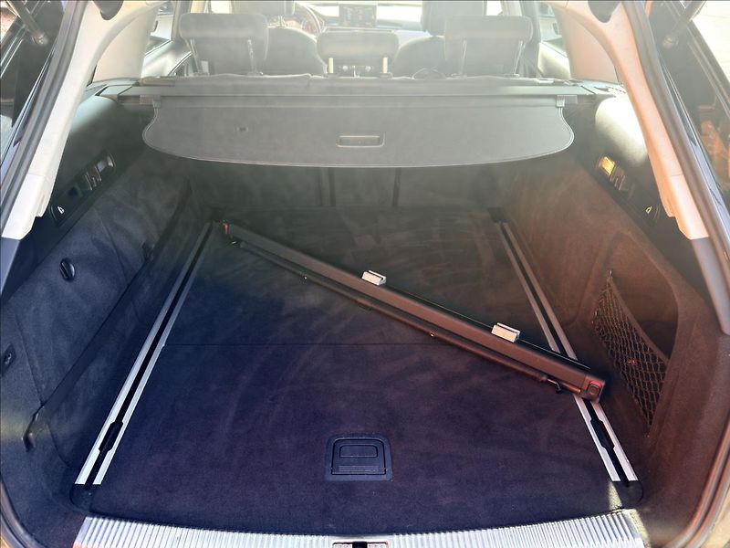 Audi A6 Avant 2,0 TDi Automat - fotka 23 z 30