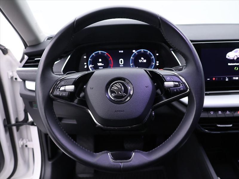 Škoda Octavia 2.0 TDI 110kW DSG CZ Style DPH - fotka 16 z 34
