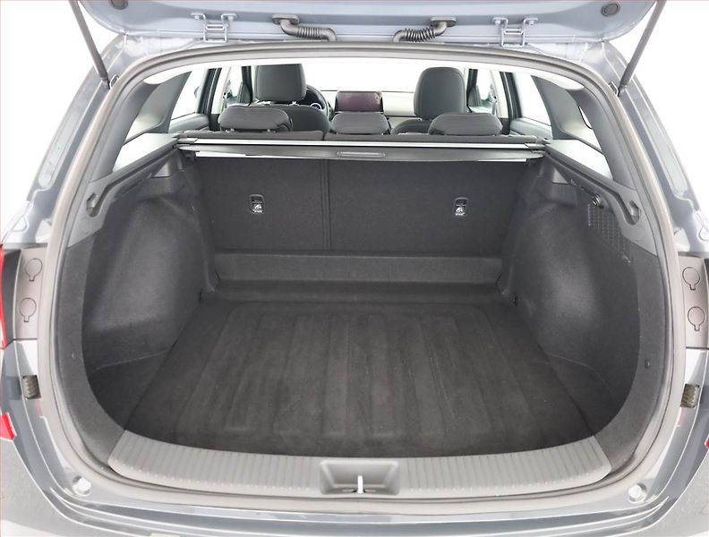 Hyundai i30 (2026) 1.0 T-GDI, Comfort, Navi - fotka 19 z 19