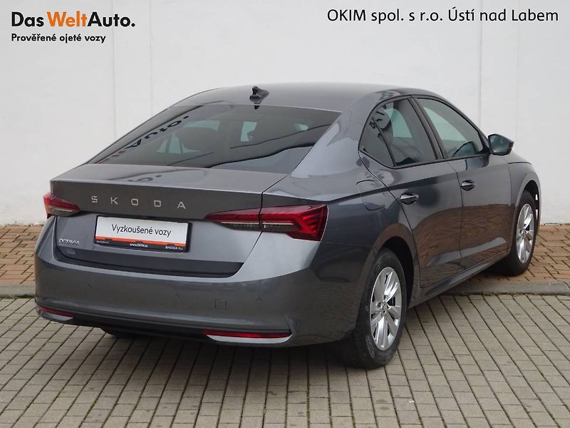 Škoda Octavia (2024) 2,0TDi /110kW Selection DSG - fotka 2 z 29