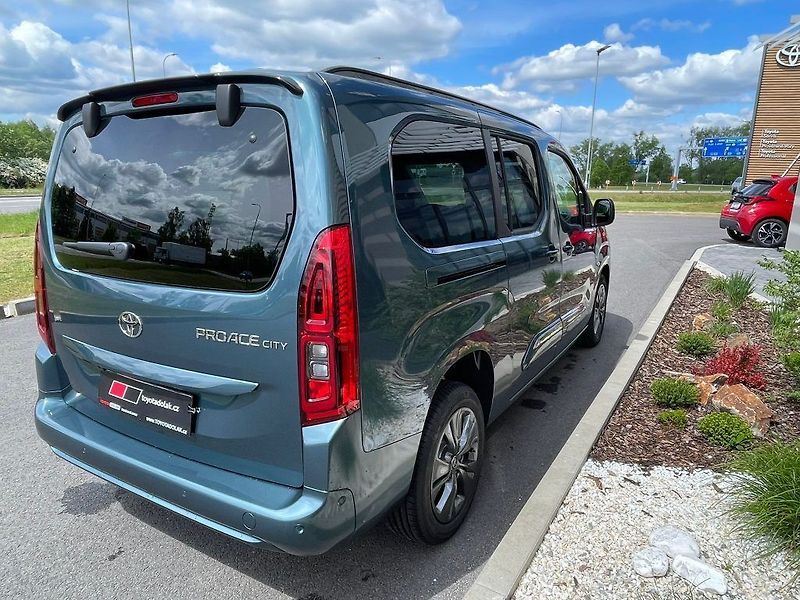 Toyota ProAce City Verso 1.5 D-4D A/T VIP 7S - fotka 6 z 29