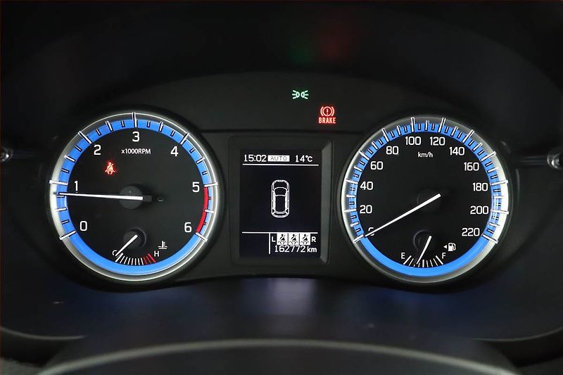 Suzuki SX4 S-Cross (2014) 1.6 DDiS AllGrip, 4X4 - fotka 10 z 14