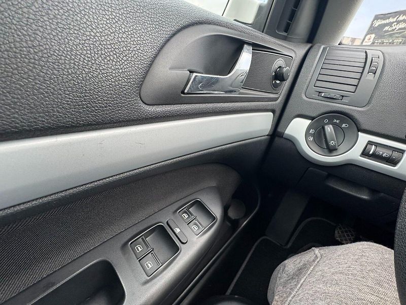 Škoda Octavia (2011) 1,2 TSI 77 KW 2. MAJ STK SK - fotka 25 z 50