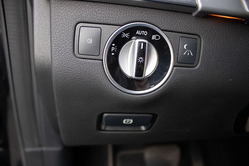 Mercedes-Benz Třídy M Servisované, tažné, 4x4, 225kW - fotka 25 z 34