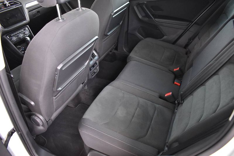 Volkswagen Tiguan (2020) 2.0TDI 140kW 4x4,tažné,Matrix - fotka 13 z 28