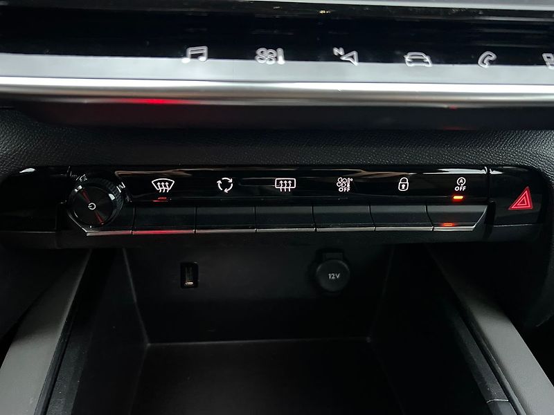 Citroën C5 Aircross (2019) 1.2 PureTech 96kW SHINE - fotka 33 z 49