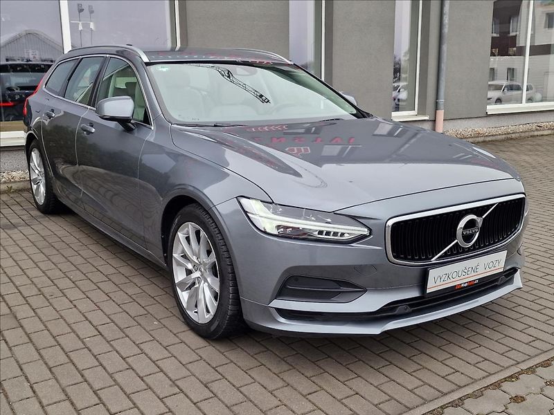 Volvo V90 2.0 D4 Momentum Pro,ČR,1.Maj. - fotka 3 z 50