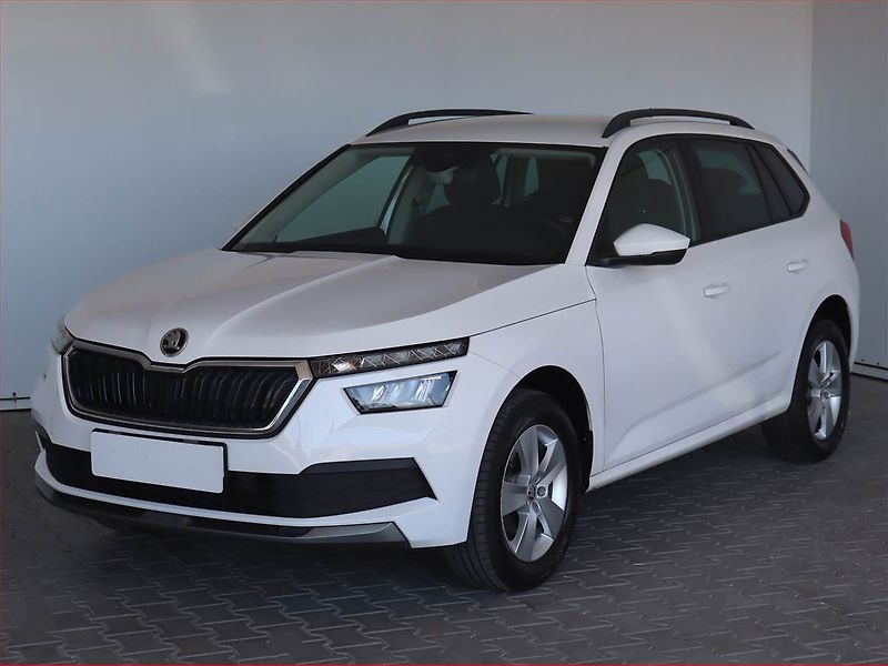 Škoda Kamiq (2022) 1.0 TSI, Serv.kniha - fotka 2 z 20