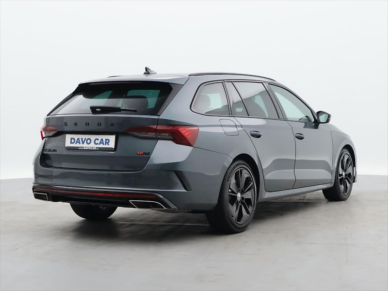 Škoda Octavia 2,0 TSI RS 180kW CZ DPH - fotka 7 z 32