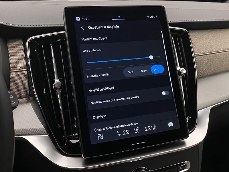 Volvo XC90 (2026) B5 AWD AUT CORE 7míst - fotka 49 z 56