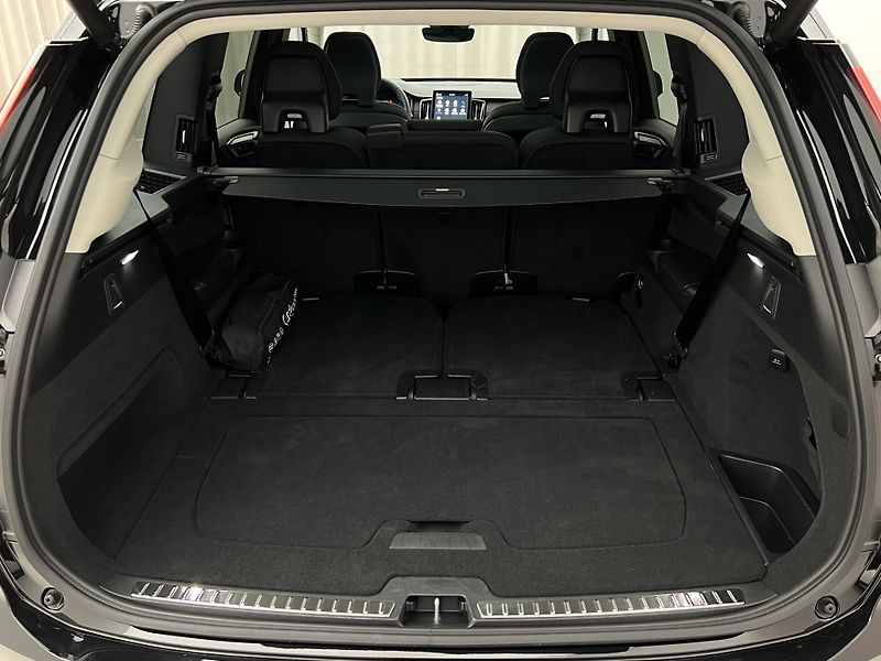Volvo XC90 T8 AWD RECHARGE PLUS DARK AUT - fotka 5 z 48