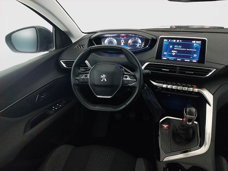 Peugeot 5008 (2019) 1.5 BlueHDi, 7 míst, Tempomat - fotka 7 z 19