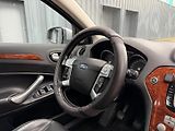 Ford Mondeo 2,0i 16V Ghia / servis.kn. /  - náhled 20