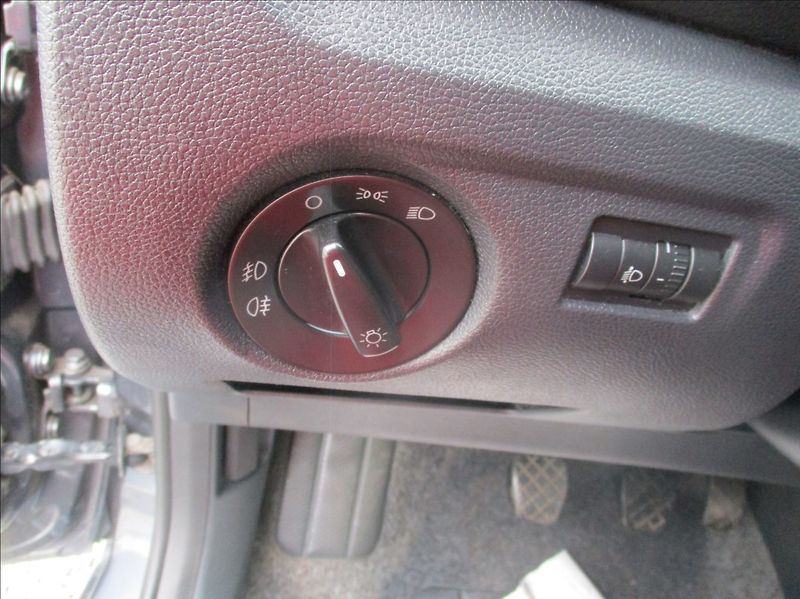 Škoda Fabia 1,4 i 16V, klima, ABS, ESP, - fotka 18 z 25