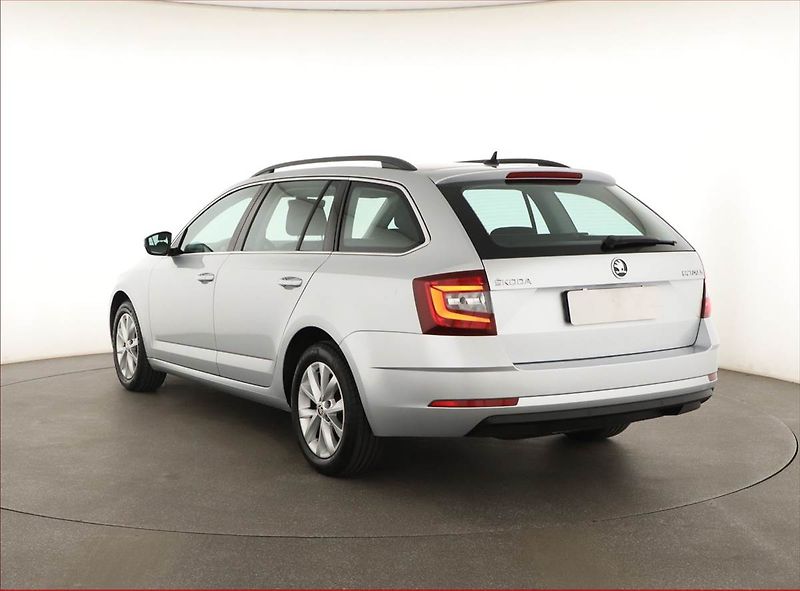 Škoda Octavia (2019) 1.5 TSI G-TEC, Automat - fotka 4 z 19