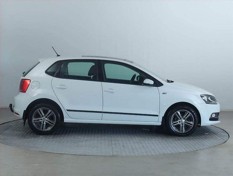 Volkswagen Polo (2014) Comfortline 1.2 TSI - fotka 6 z 17