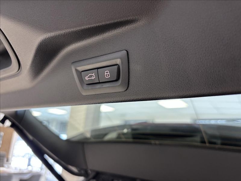 BMW X5 30D, Xdrive - fotka 23 z 32