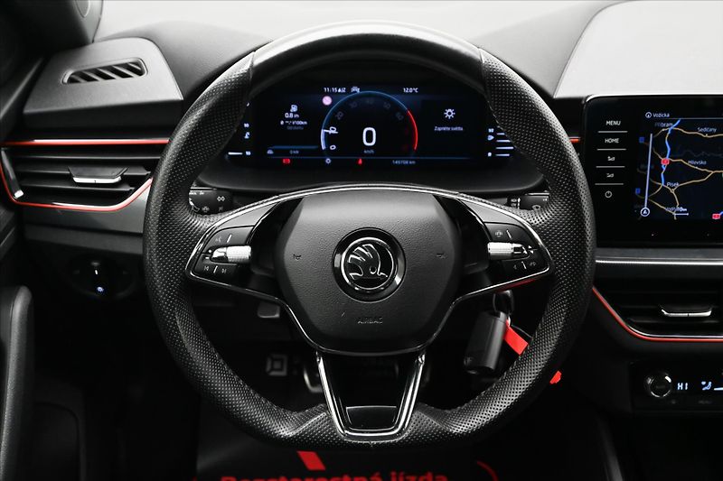 Škoda Kamiq 1,0 TSI 81 kW Sport Business Z - fotka 18 z 29
