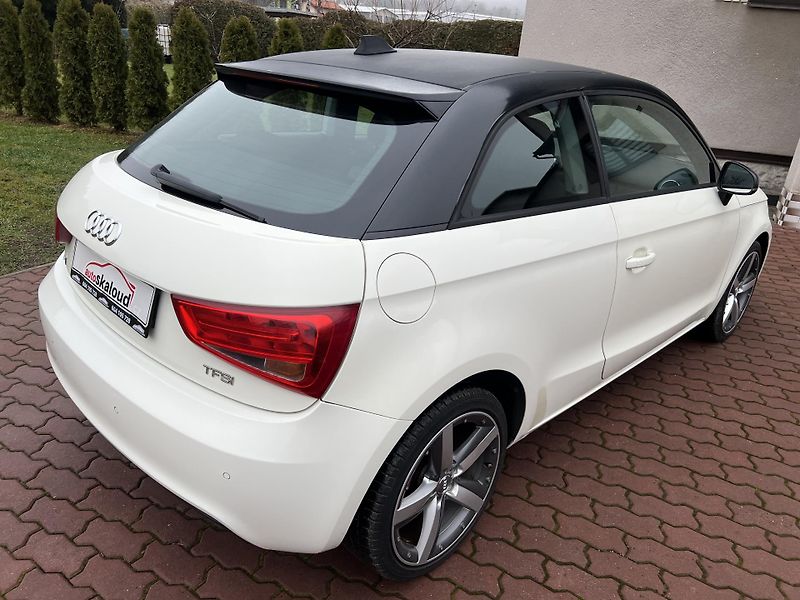 Audi A1 1.2TFSI 63KW,KůŽE,NAVI,2xALU - fotka 7 z 42