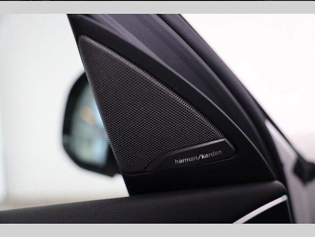 BMW X4 - fotka 16 z 23
