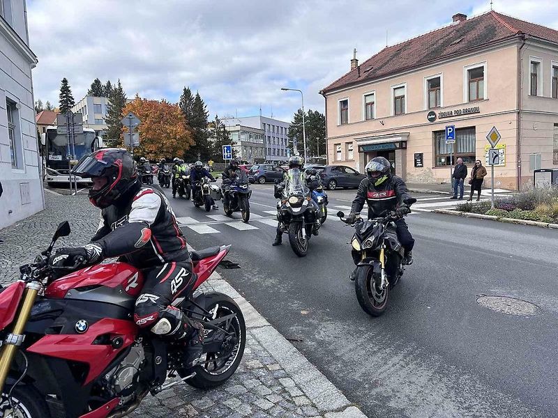 Poslední jízda motosezony 2025 v Prachaticích.