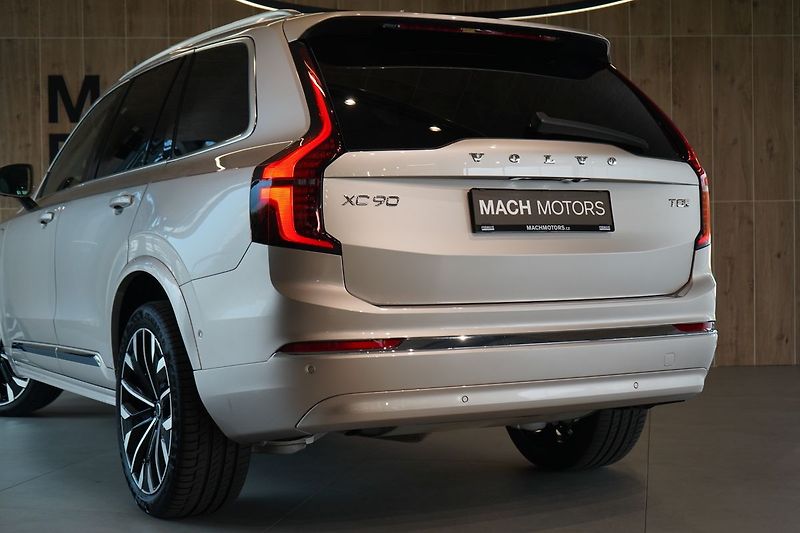 Volvo XC90 T8 PLUS Bright, Vzduch, 360° - fotka 12 z 50