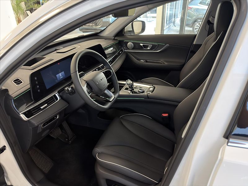 Chery Tiggo 7 PHEV (2025) 1,5   Unique - fotka 8 z 11