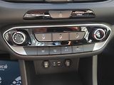 Hyundai i30 1,4DOHC 16V,73kW,Top KM - náhled 15