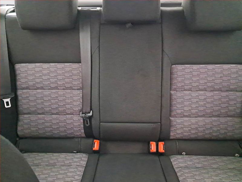 Škoda Octavia (2010) Ambiente 1.8 TSI, Tempomat - fotka 10 z 15