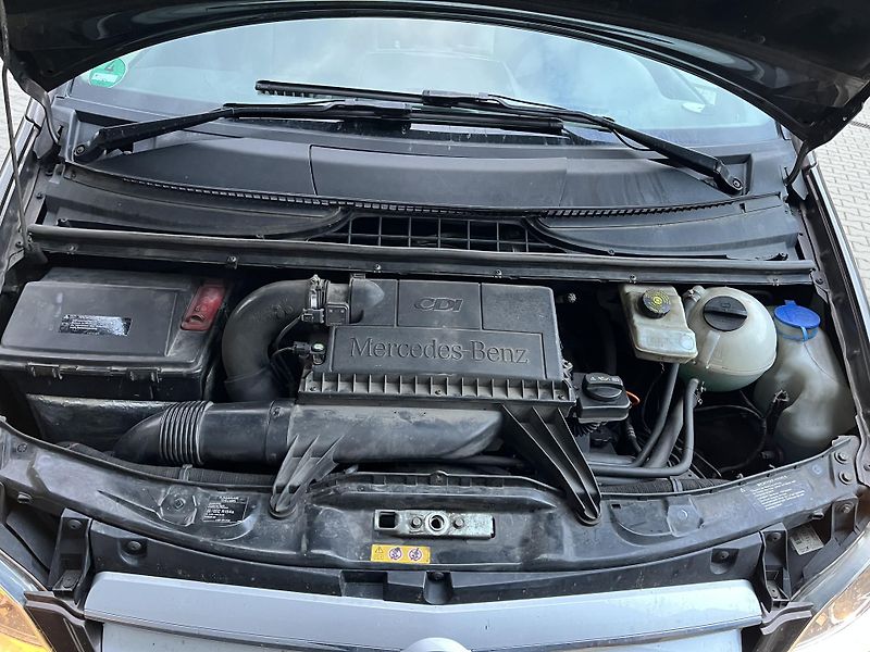 Mercedes-Benz Viano (2011) 2,2 4MATIC 120Kw - fotka 22 z 23