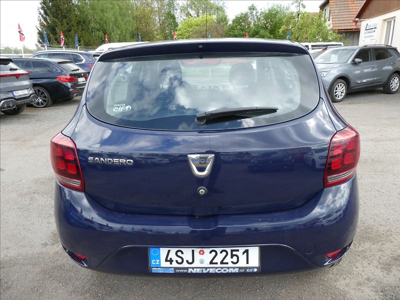 Dacia Sandero 1,0 SCe 54kW serviska, ČR - fotka 8 z 40