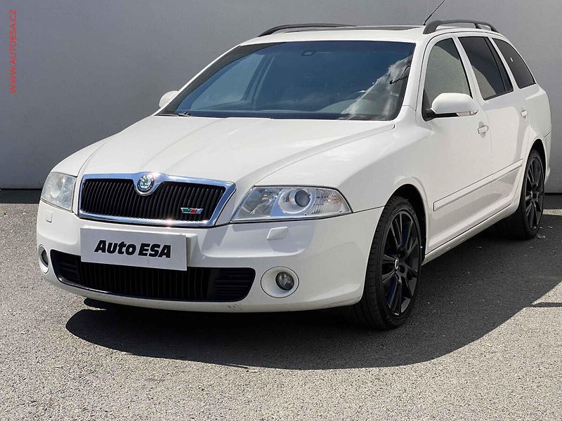 Škoda Octavia (2008) 2.0 TFSi, RS, šíbr - fotka 3 z 15