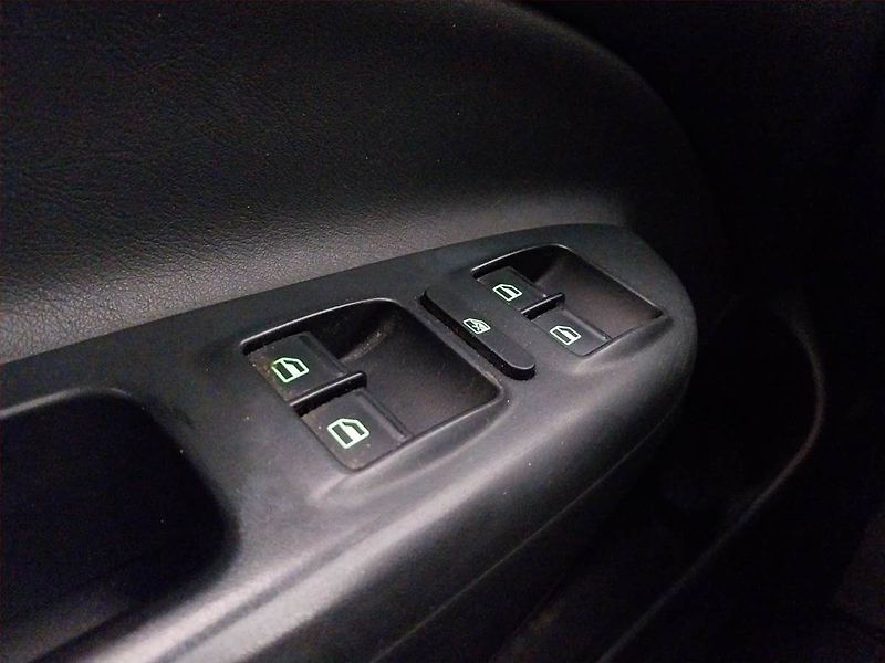 Škoda Octavia (2008) RS 2.0 TDI, Serv.kniha, po STK - fotka 18 z 19