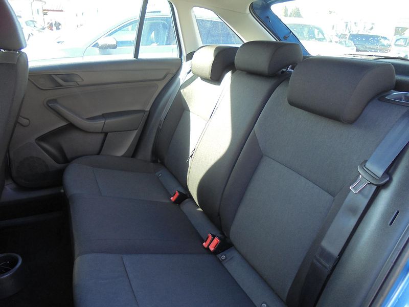 Škoda Rapid (2014) 1.2 TSI- KLIMA- ALU- SERVISKA - fotka 11 z 11