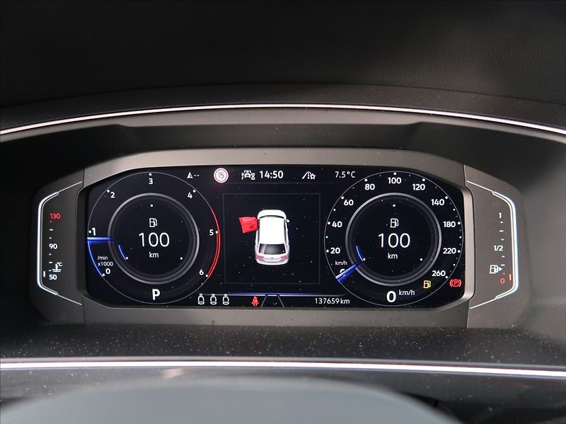 Volkswagen Tiguan 2,0 TDi,110kW,Elegance,ČR,4x4 - fotka 11 z 28