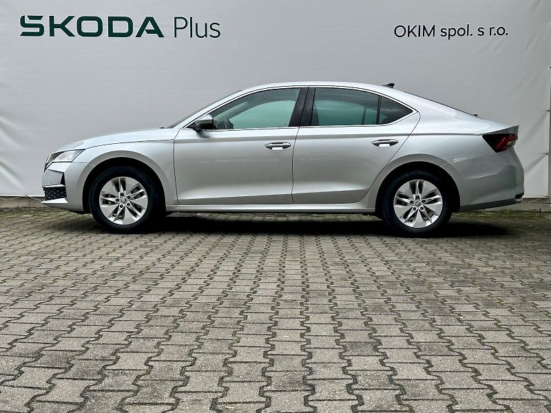 Škoda Octavia (2024) 1.5 TSI 110kW MHEV Top Selecti - fotka 3 z 23