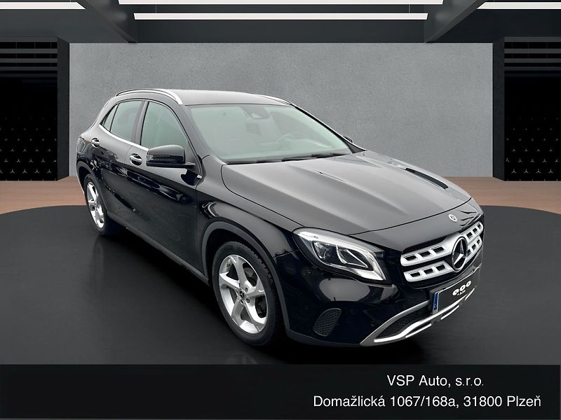 Mercedes-Benz GLA 200d 4MATIC - fotka 7 z 20