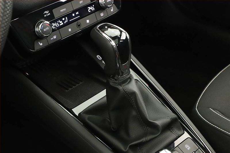 Škoda Kamiq (2026) 1.0 TSI, MONTE CARLO, AUTOMAT - fotka 14 z 17