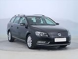 Volkswagen Passat (2014) Comfortline 2.0 TDI, Automat - náhled 1