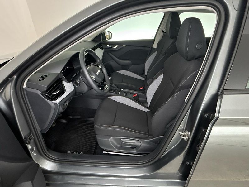 Škoda Scala Selection - fotka 7 z 27