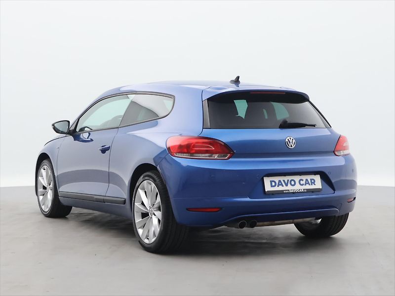 Volkswagen Scirocco 2,0 TDI 103kW Match Xenon Navi - fotka 5 z 28
