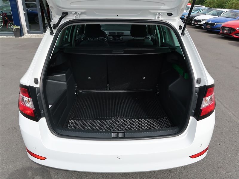 Škoda Fabia 1,0 TSi,70kW,1majČR,Serv.k,DPH - fotka 21 z 24