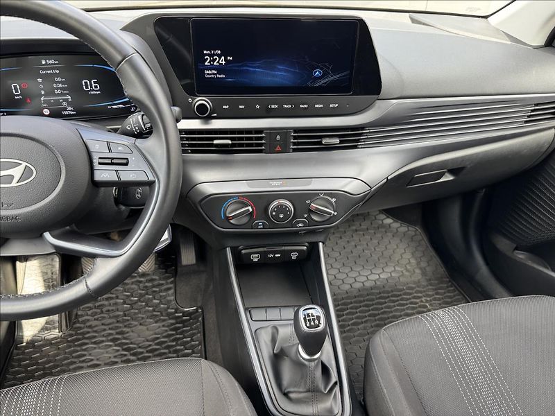 Hyundai i20 1,2 i WAVE ZÁRUKA ČR DPH - fotka 18 z 26