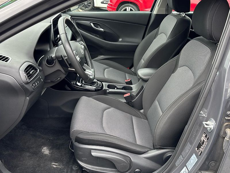 Hyundai i30 MHEV Smart DCT - fotka 7 z 25