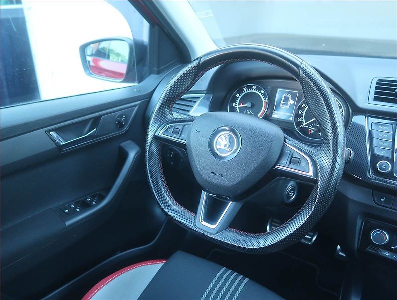 Škoda Fabia (2016) Monte Carlo 1.2 TSI - fotka 7 z 14