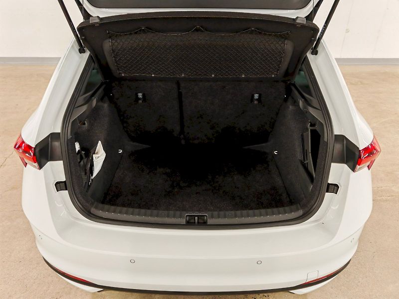 Škoda Scala (2025) 1.0 TSI 85 kW Monte Carlo - fotka 28 z 29