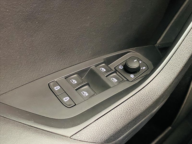 Škoda Kodiaq 2,0 TDI DSG 4x4 7 Míst - fotka 12 z 26