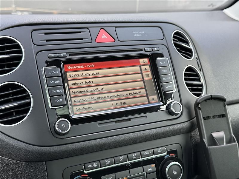 Volkswagen Golf Plus 2,0 TDI 100kW Style DSG - fotka 21 z 36